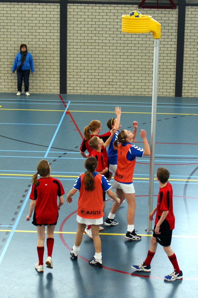 Korfbal C3  10 maart -004.JPG